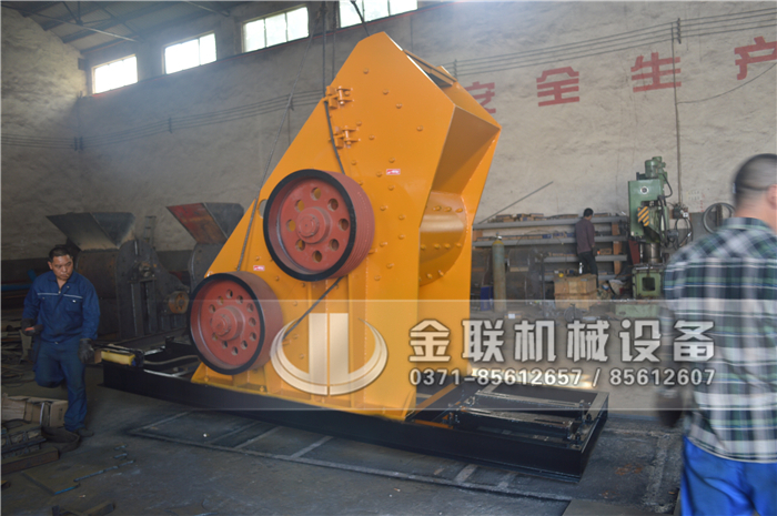 哪個廠家煤矸石粉碎機價格低，多少錢一臺？