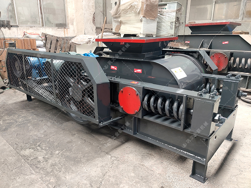 2PG610X400對輥破碎機(jī)發(fā)貨圖片_發(fā)往福建龍巖_鵝卵石制沙