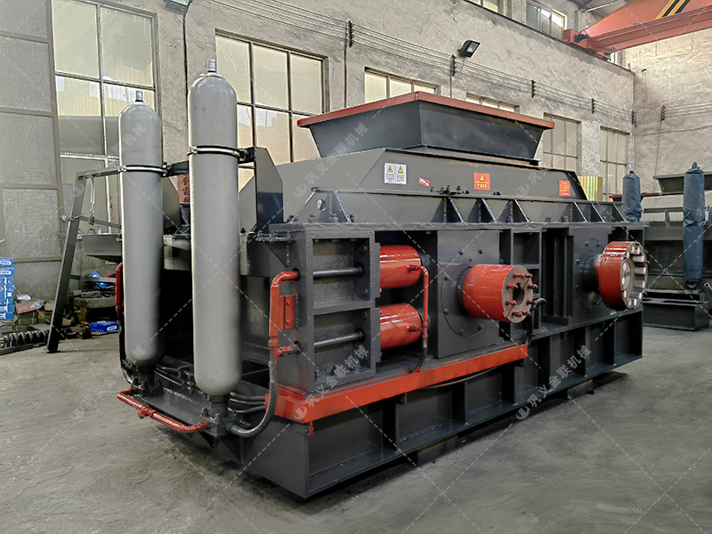 重型液壓對輥制砂機穩定輸出，為大型工程保駕護航