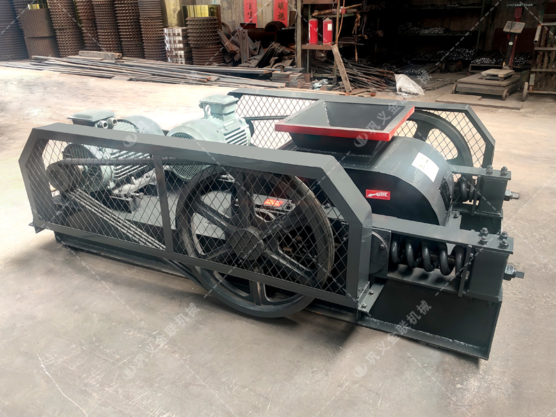 雙齒輥破碎機(jī)的結(jié)構(gòu)設(shè)計(jì)有哪些獨(dú)特之處?為何如此耐用? 雙齒輥破碎機(jī)的結(jié)構(gòu)設(shè)計(jì)有哪些獨(dú)特之處?為何如此耐用?